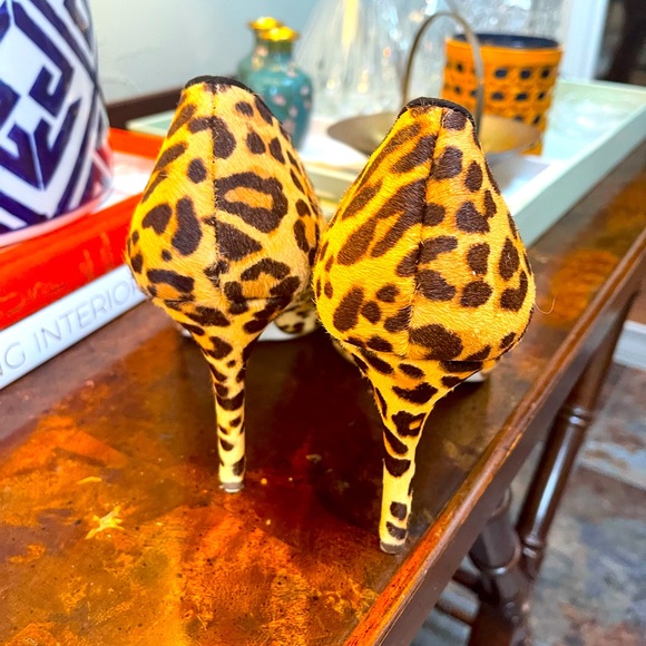 Leopard Heels - Picture 2 of 2